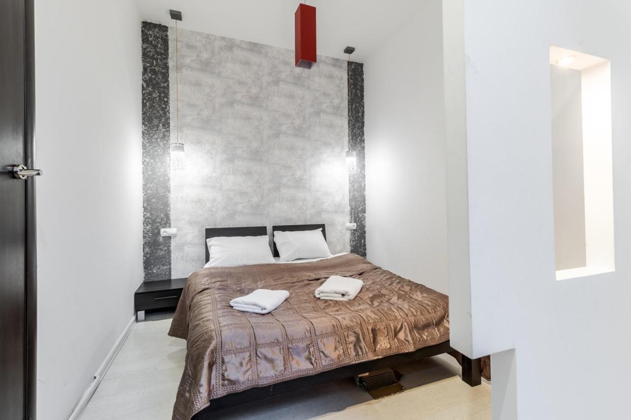 Black And Red Squares Apartment リヴィウ エクステリア 写真